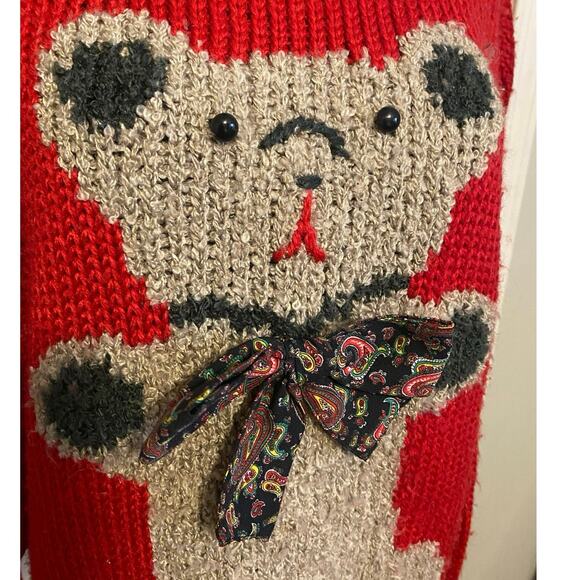 Vintage E.V.E Ltd. hand‎ knit Chunky Red Sweater Teddy bear 22 W 1980s - Picture 2 of 7